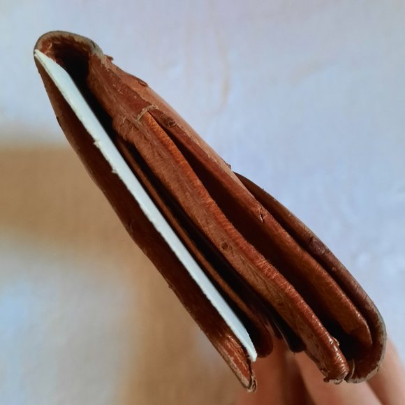 Gucci Brown Ostrich Leather Key & Card Holder - Picture 8 of 8